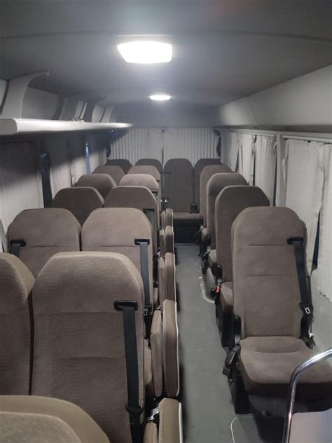 Toyota Coaster Saloon — 4C — view 4